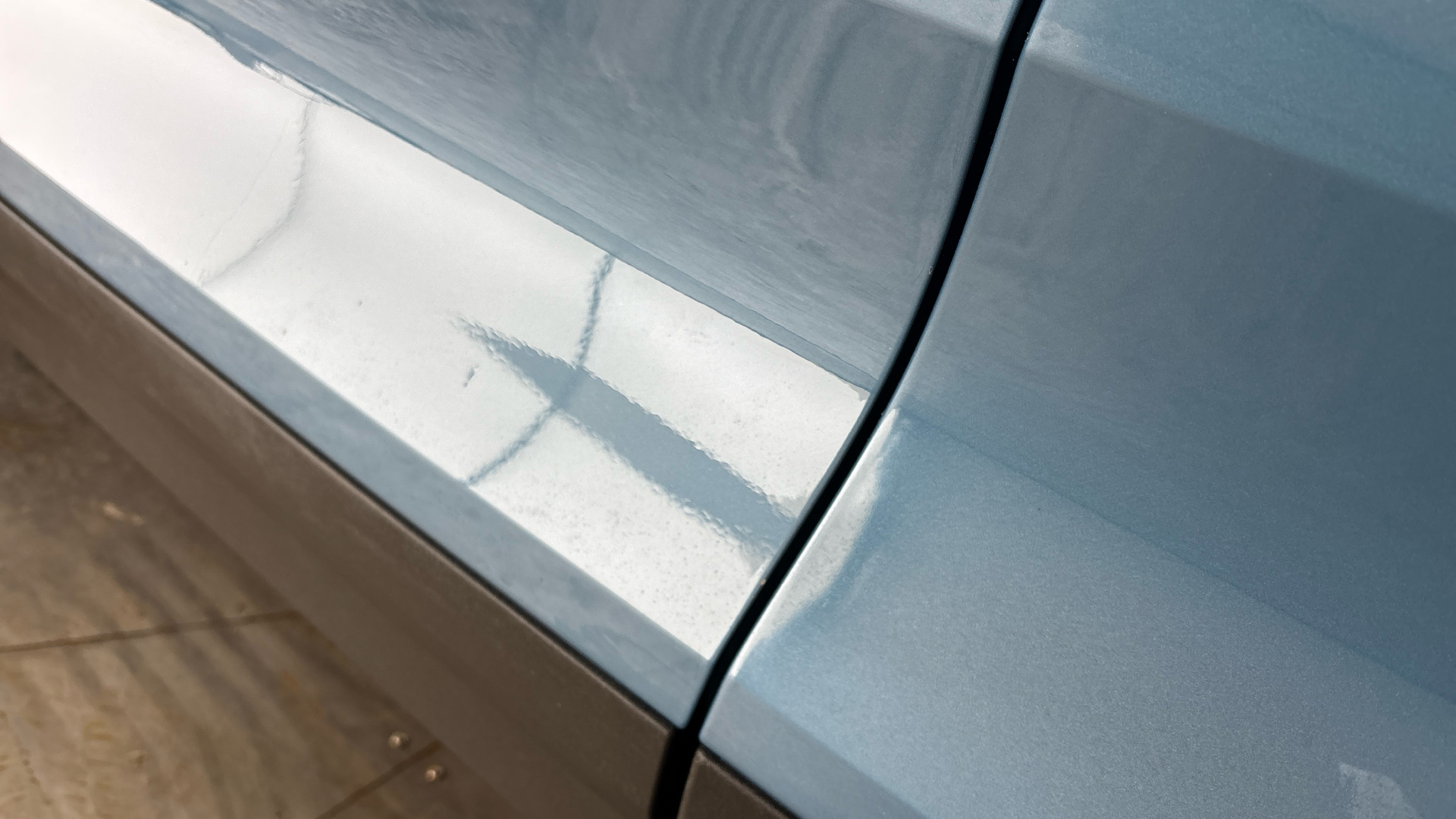 4020834 170kW Recharge Plus 69kWh 5dr Auto