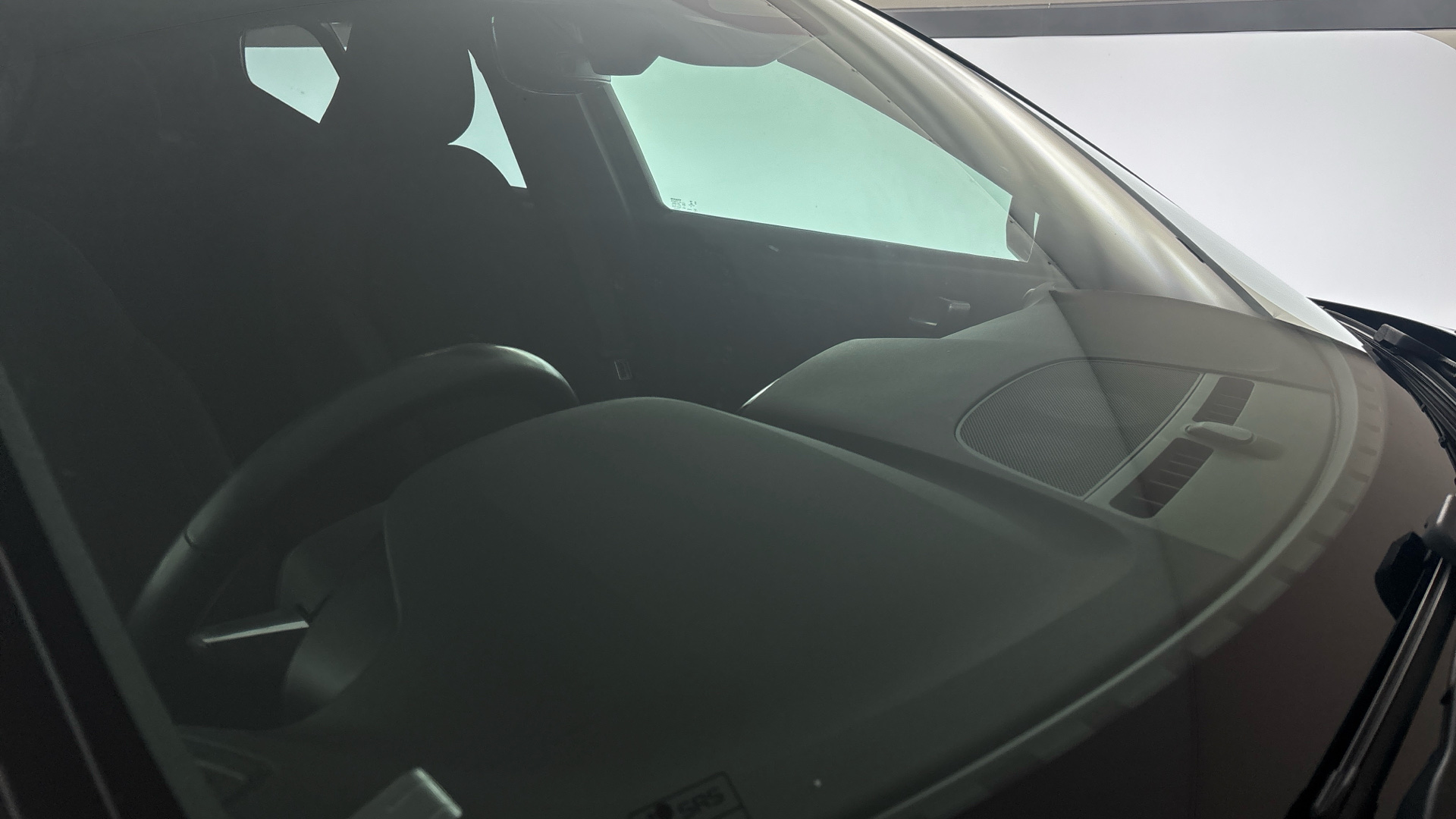 4020685 170kW Recharge Plus 69kWh 5dr Auto