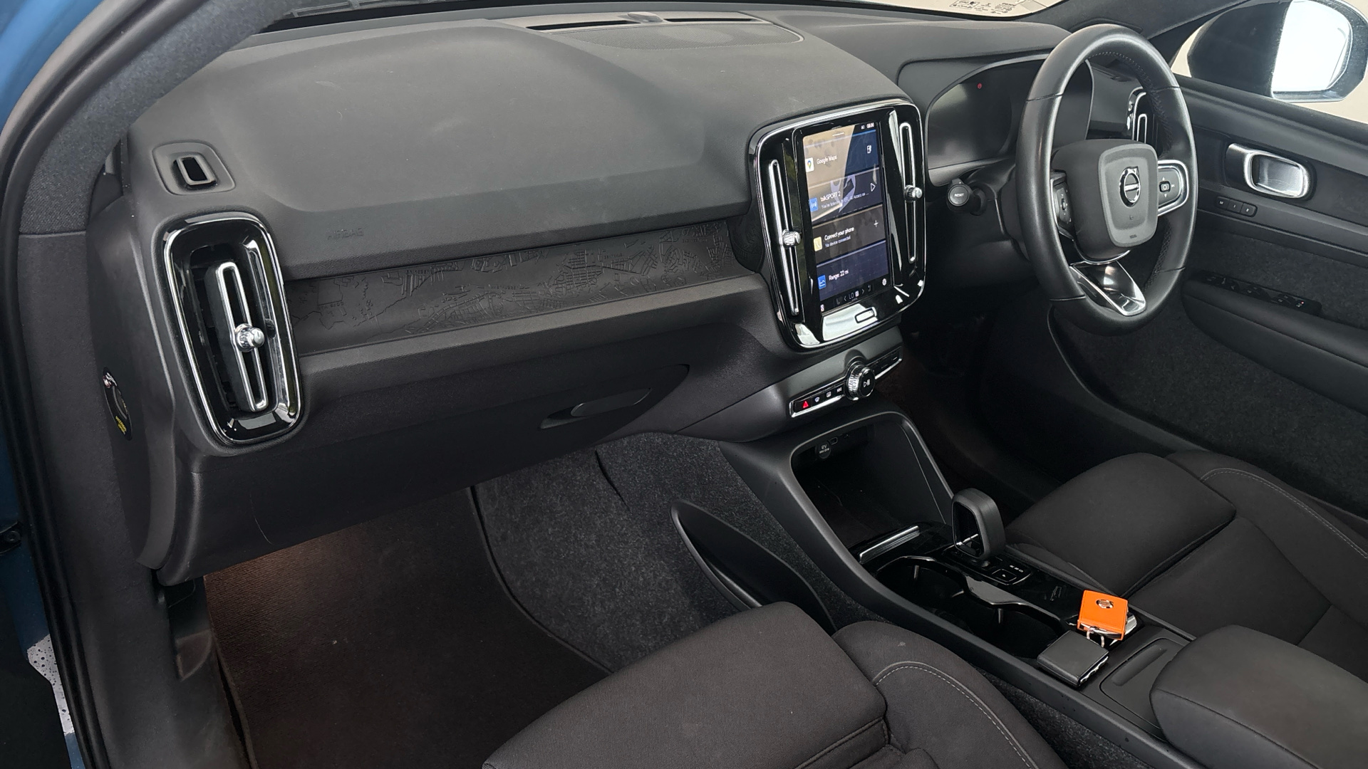 4020685 170kW Recharge Plus 69kWh 5dr Auto