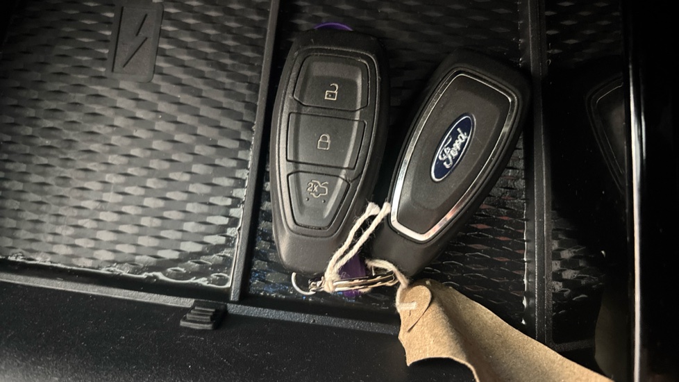 FORD MUSTANG MACH-E 2 keys