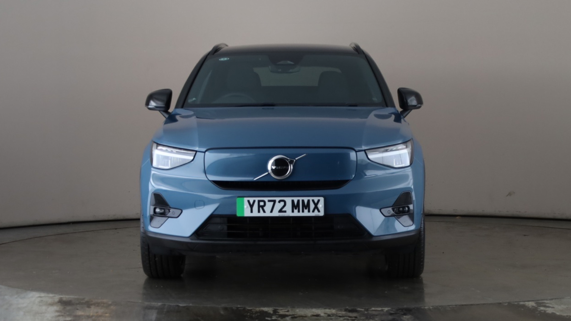 4020653 170kW Recharge Plus 69kWh 5dr Auto