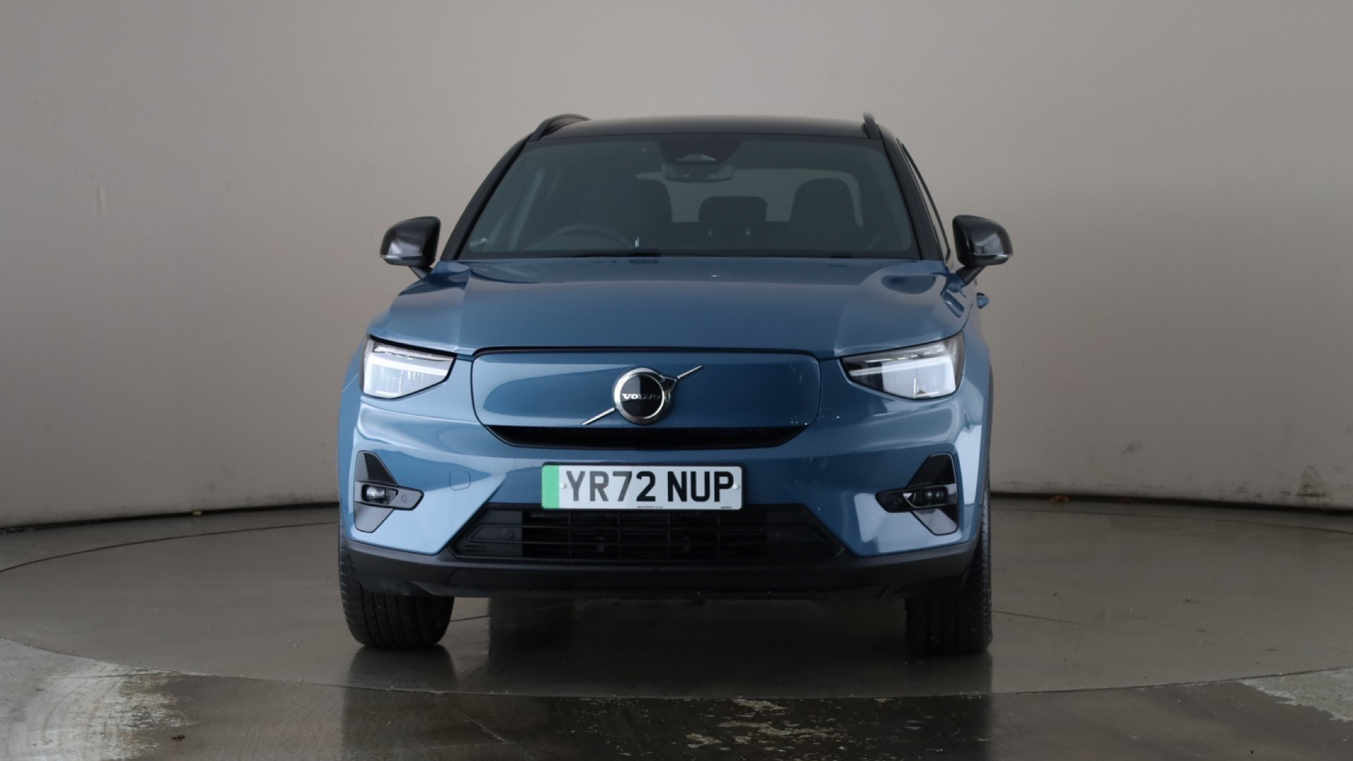 4020851 170kW Recharge Plus 69kWh 5dr Auto