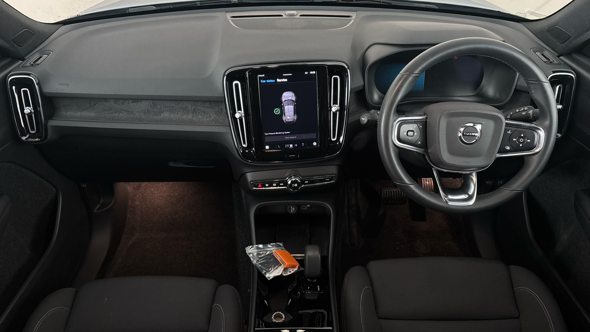 4020851 170kW Recharge Plus 69kWh 5dr Auto