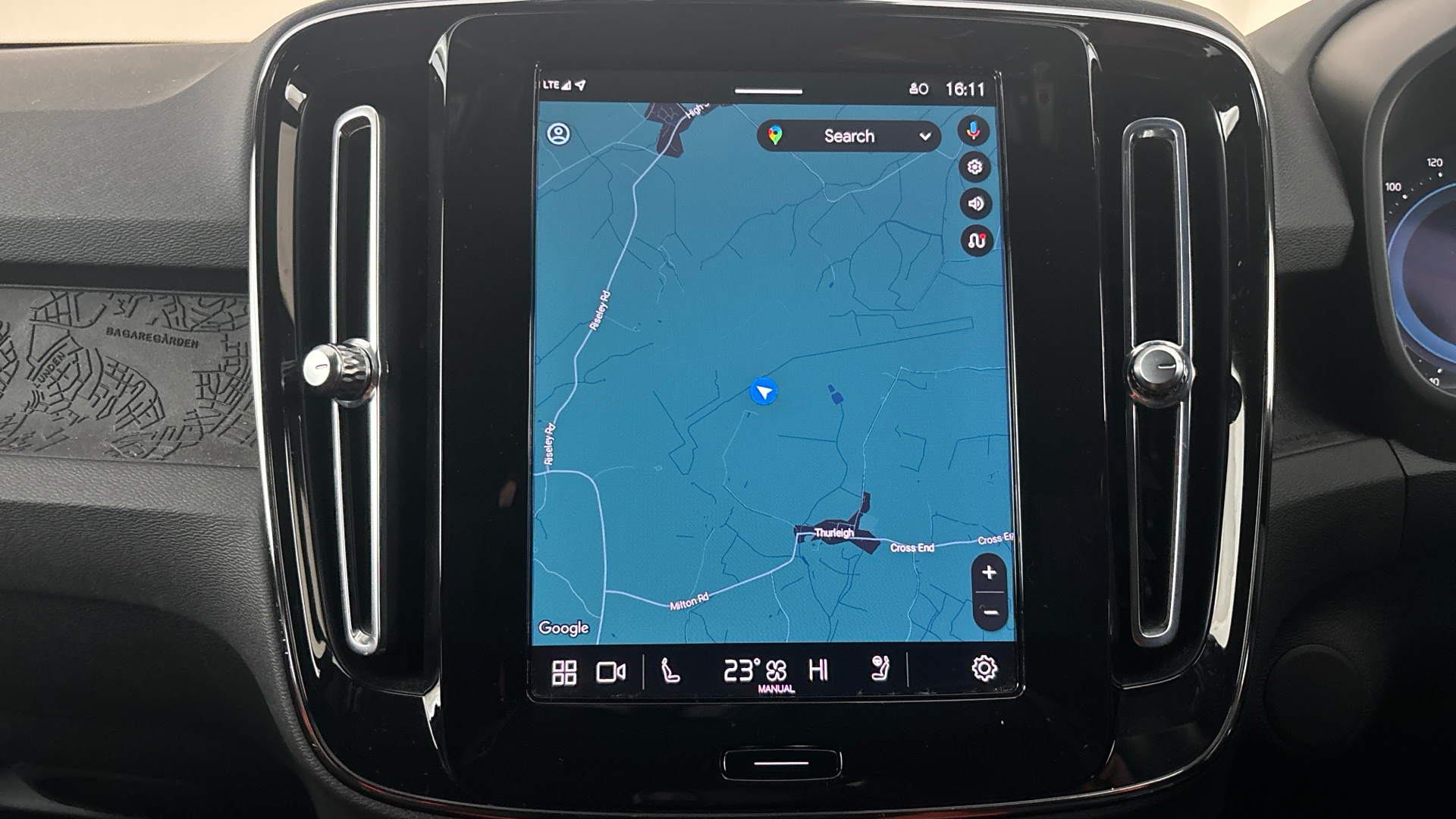 4020851 170kW Recharge Plus 69kWh 5dr Auto