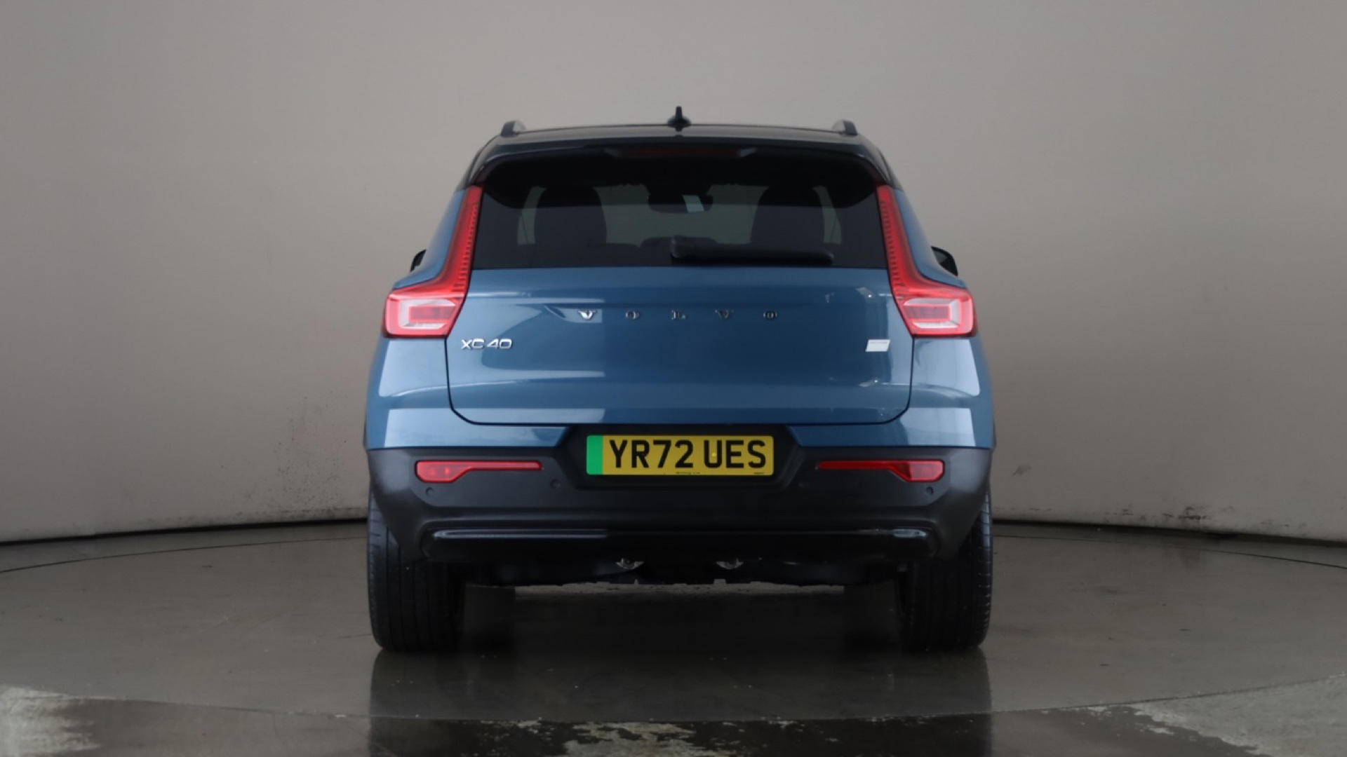 4020717 170kW Recharge Plus 69kWh 5dr Auto