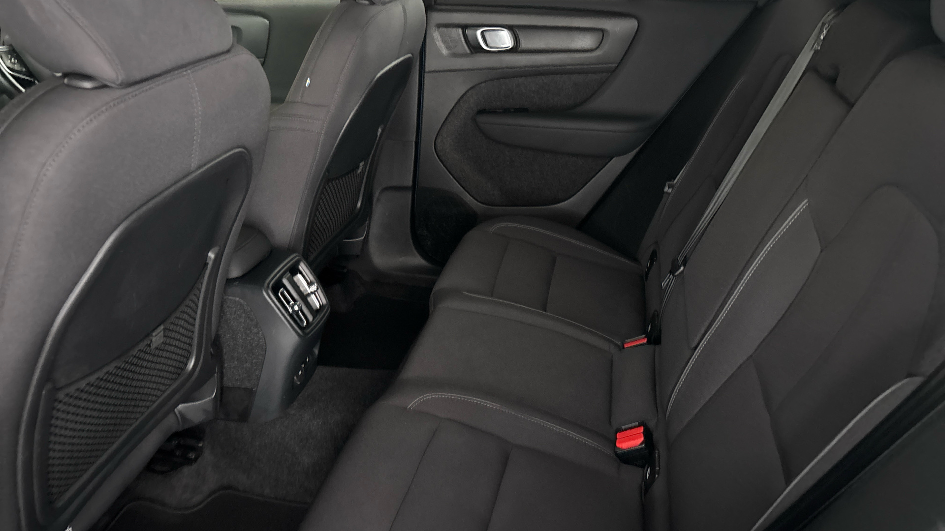 4020717 170kW Recharge Plus 69kWh 5dr Auto