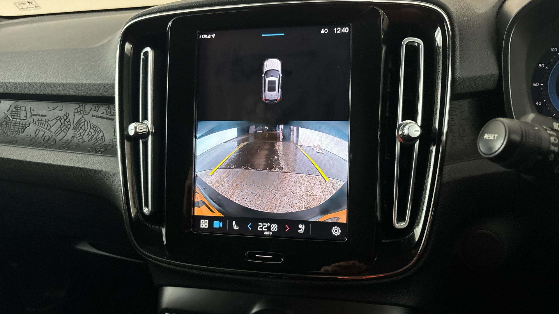 4020717 170kW Recharge Plus 69kWh 5dr Auto