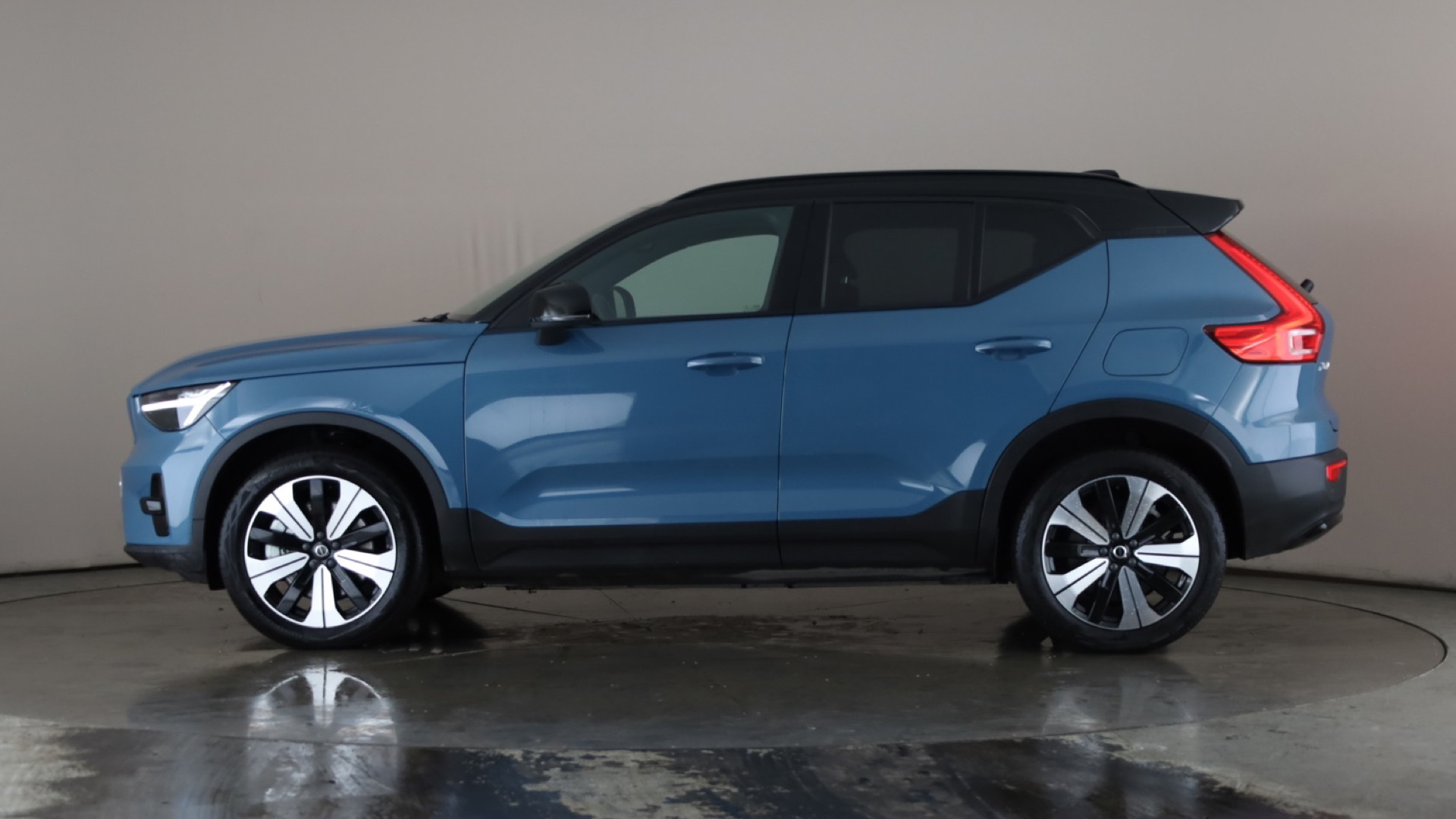 170kW Recharge Plus 69kWh 5dr Auto [2023]