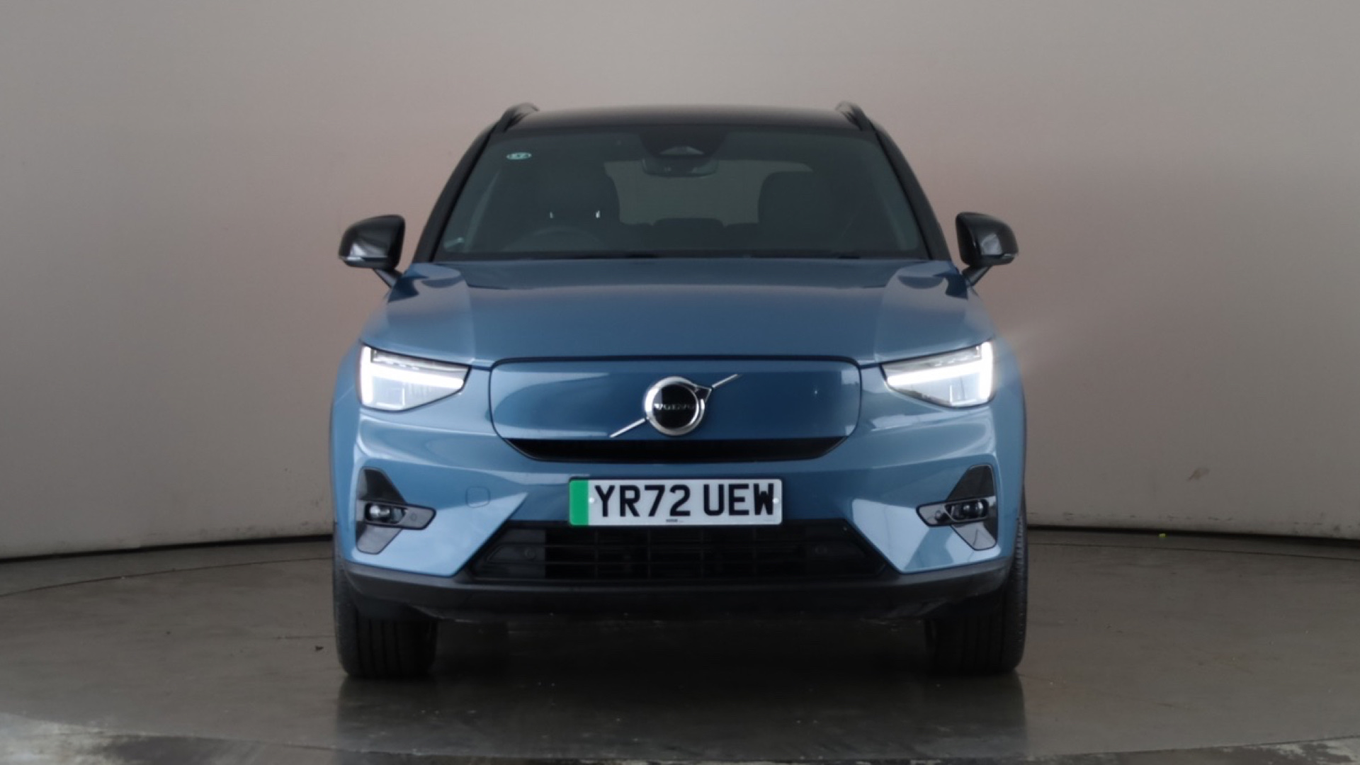 4020672 170kW Recharge Plus 69kWh 5dr Auto