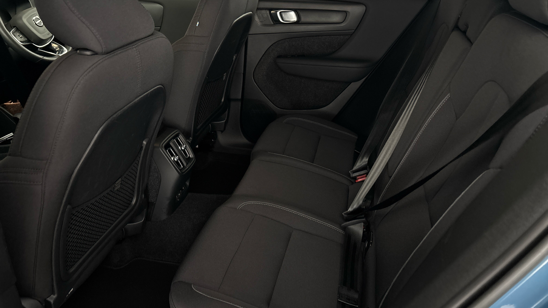 4020672 170kW Recharge Plus 69kWh 5dr Auto