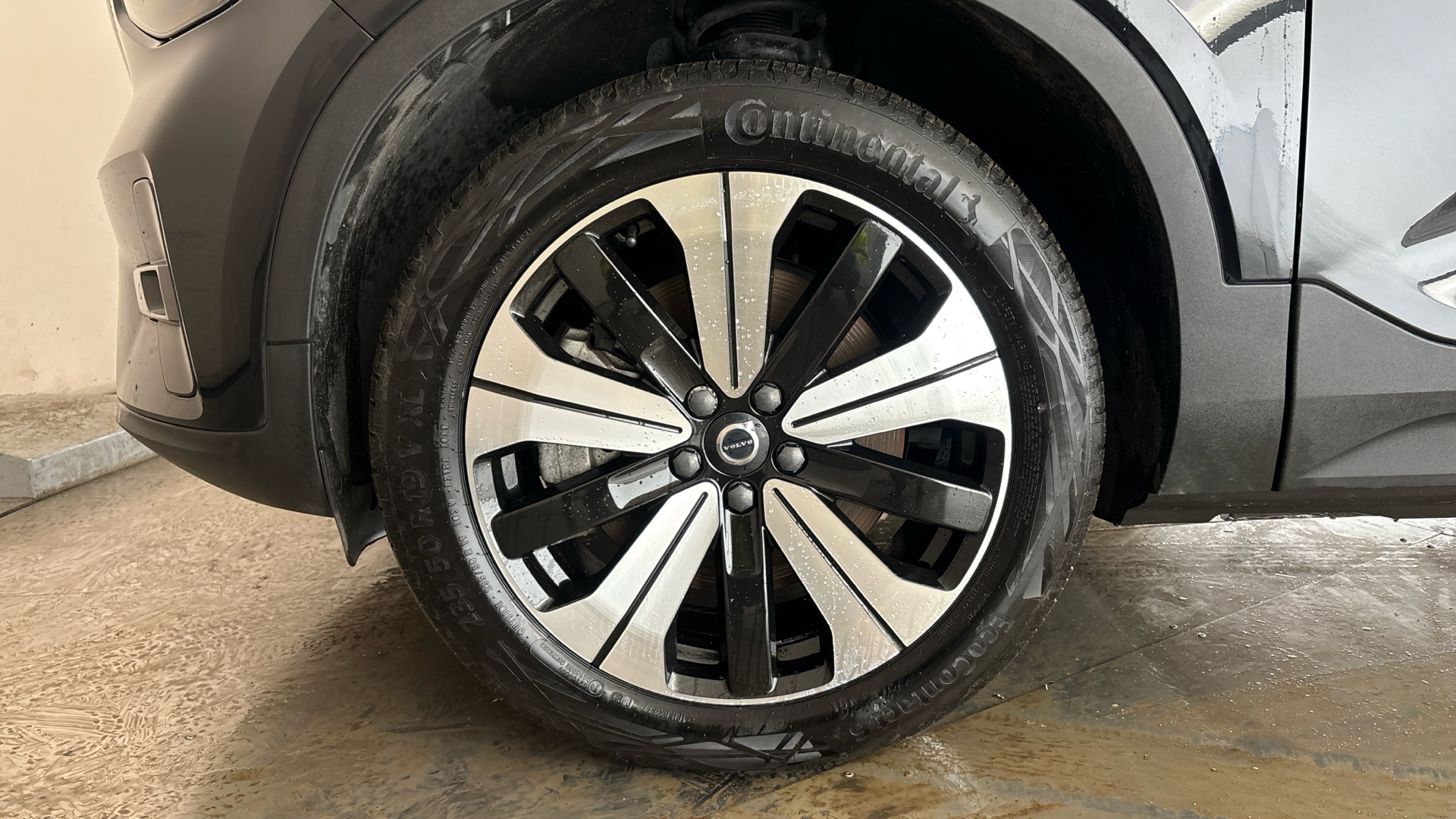 4020855 170kW Recharge Plus 69kWh 5dr Auto