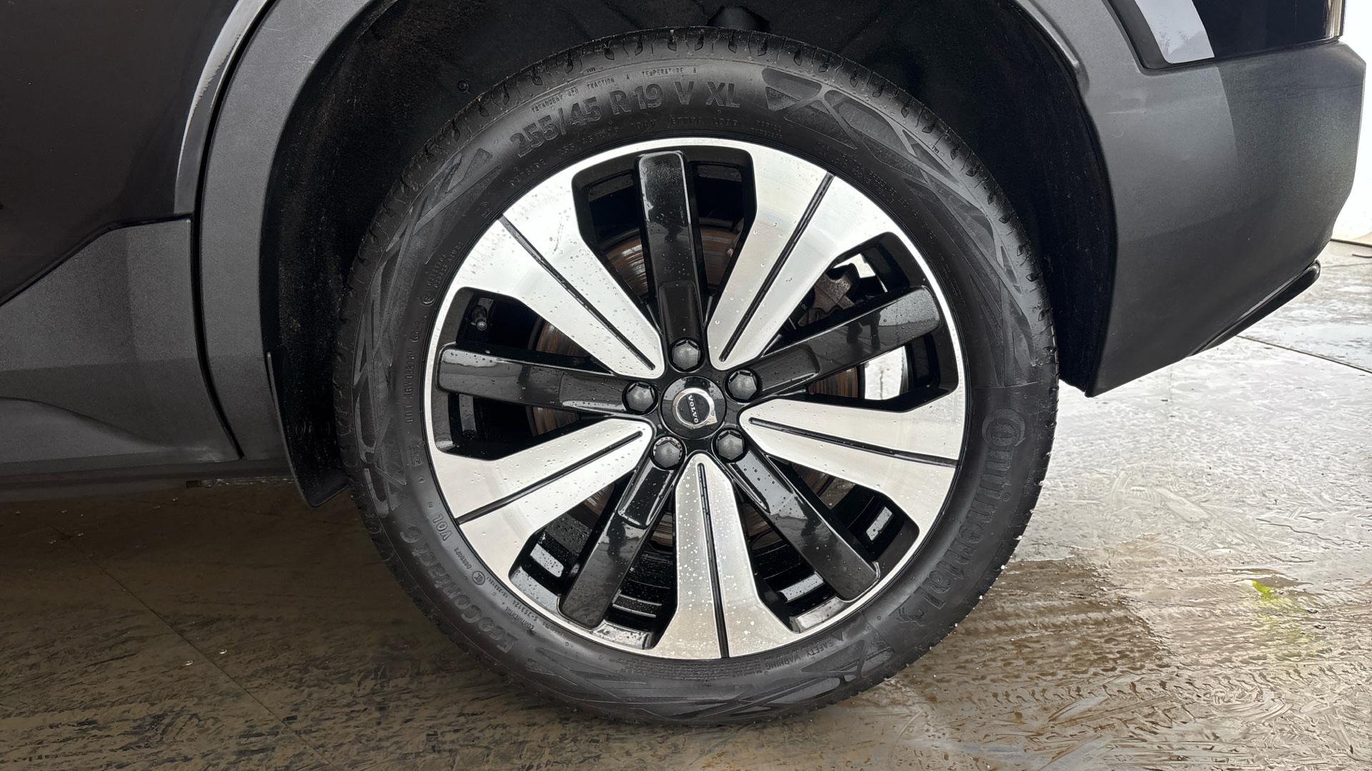 4020855 170kW Recharge Plus 69kWh 5dr Auto