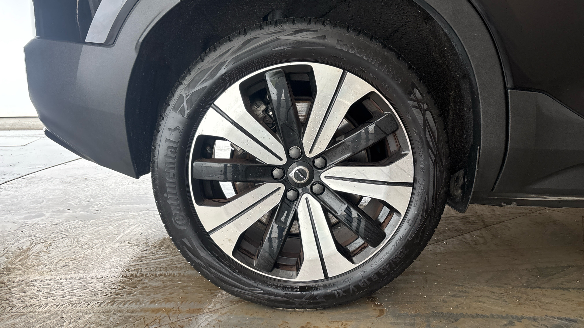 4020855 170kW Recharge Plus 69kWh 5dr Auto