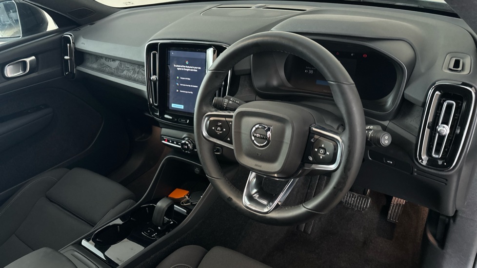 VOLVO XC40 Image 9