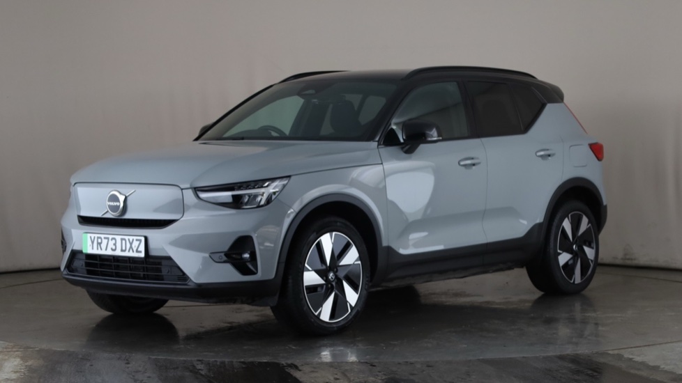 Used VOLVO XC40