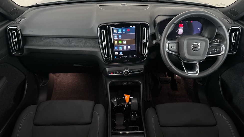 VOLVO XC40 Image 11