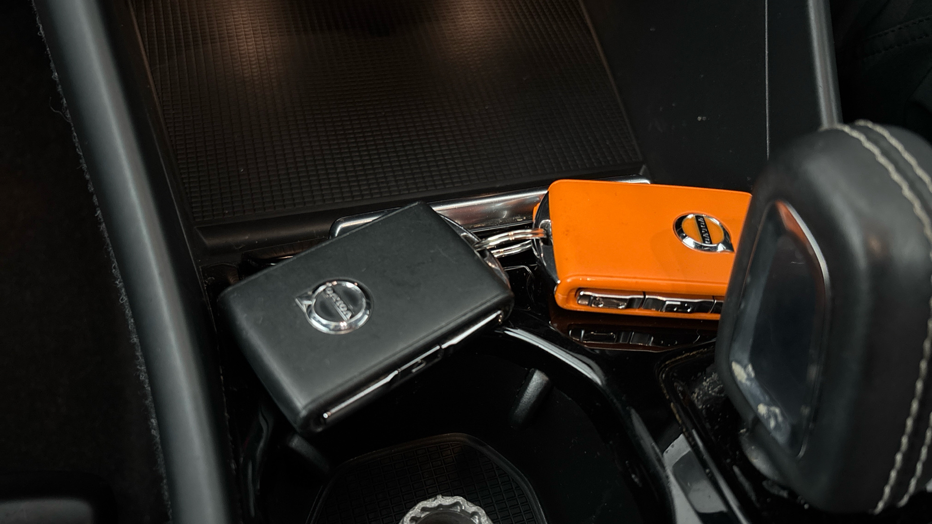 4058315 2.0 B4P R DESIGN Pro 5dr AWD Auto [7 speed]