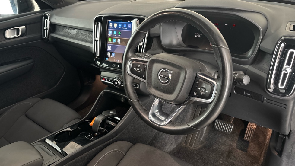VOLVO C40 Image 9