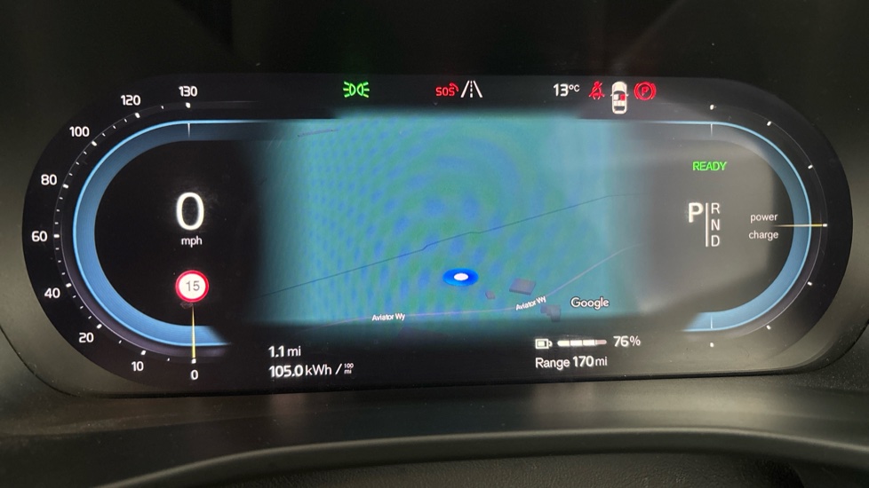 VOLVO C40 Image 13