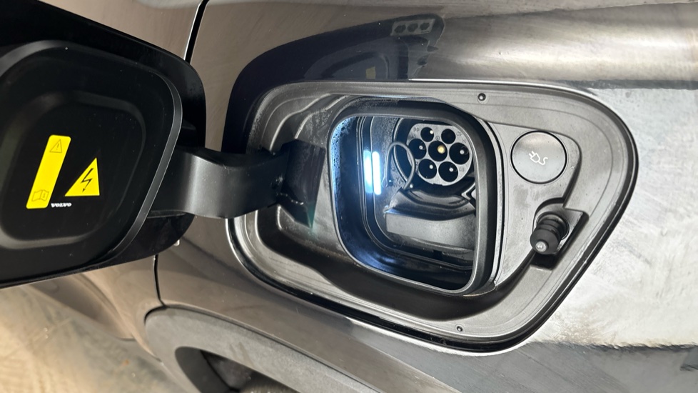 VOLVO C40 Image 21
