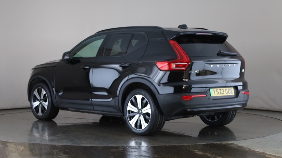 VOLVO XC40 Image 3