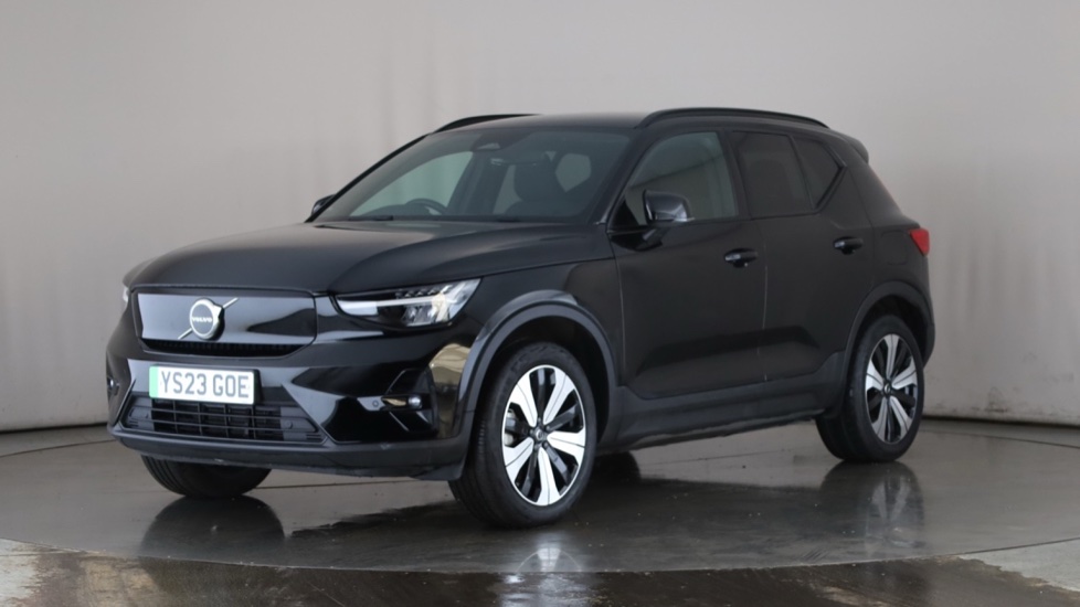Used VOLVO XC40