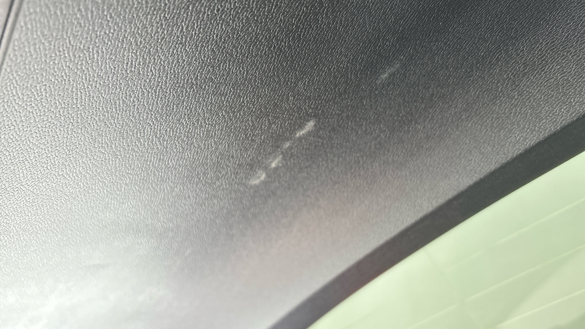 tailgate pad scuff