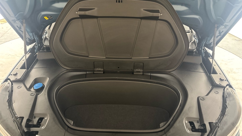 VOLVO C40 Image 16
