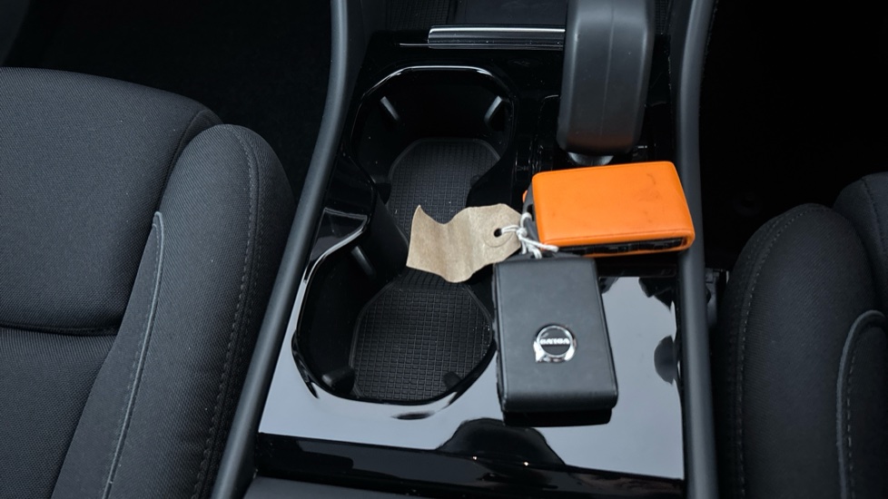 VOLVO C40 2 keys