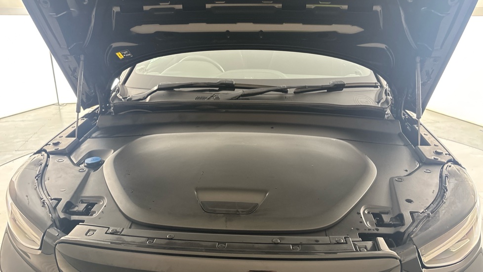 VOLVO C40 Image 16