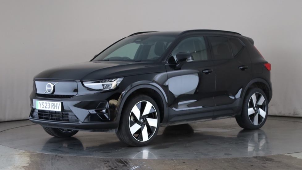 Used VOLVO XC40