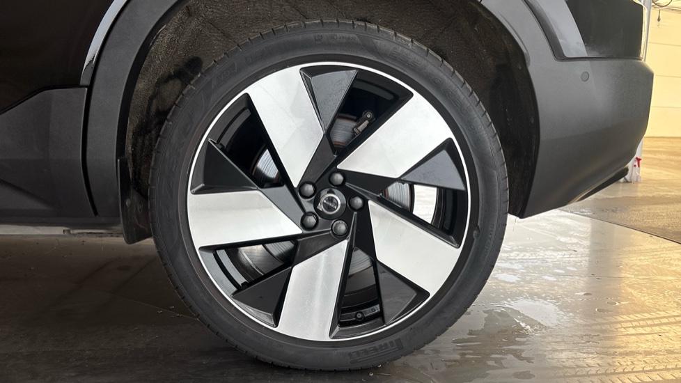 VOLVO XC40 Image 18