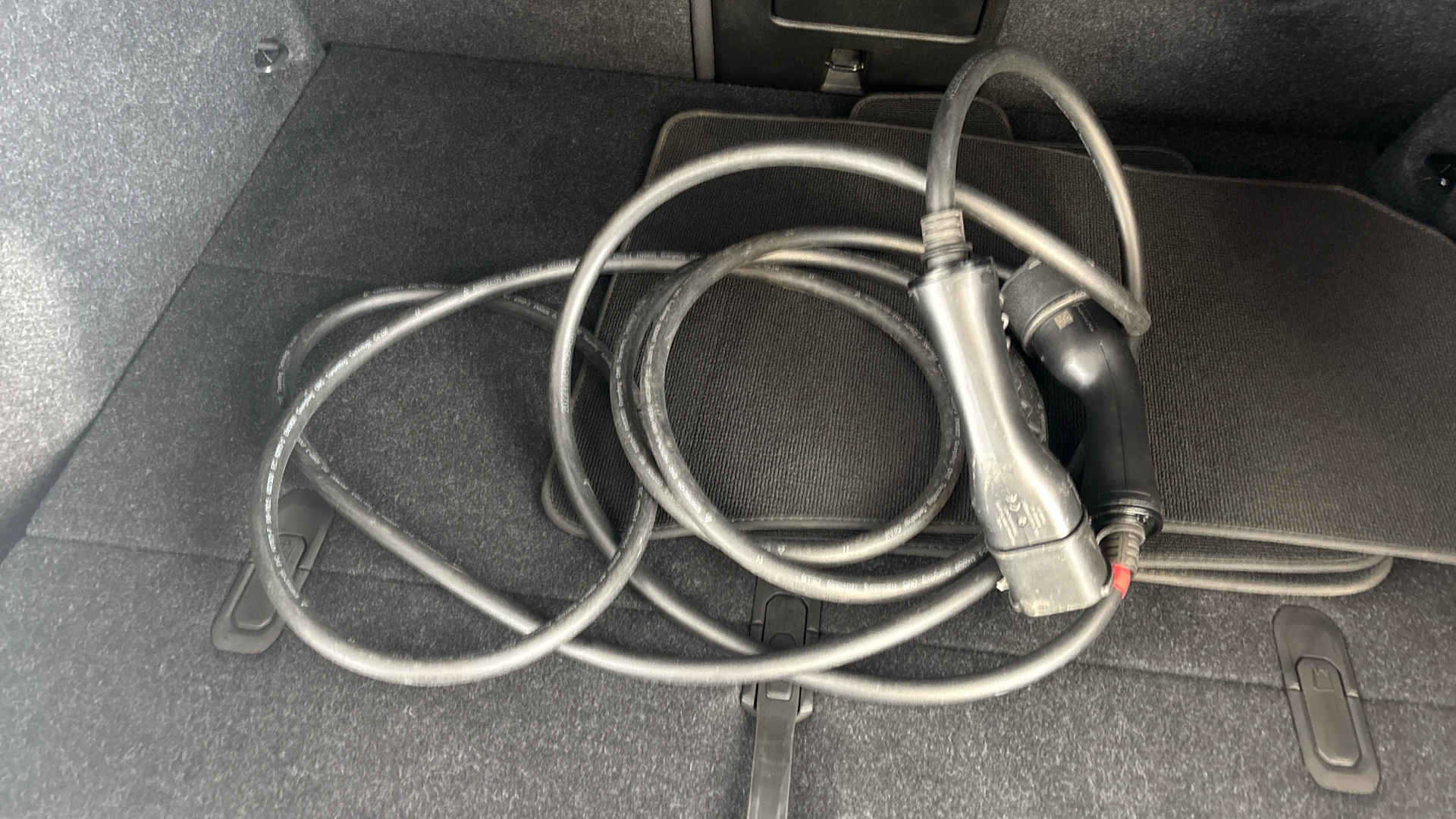 VOLVO XC40 XC40 ELECTRIC ESTATE 300kW Recharge Twin Plus 78kWh 5dr AWD Auto
