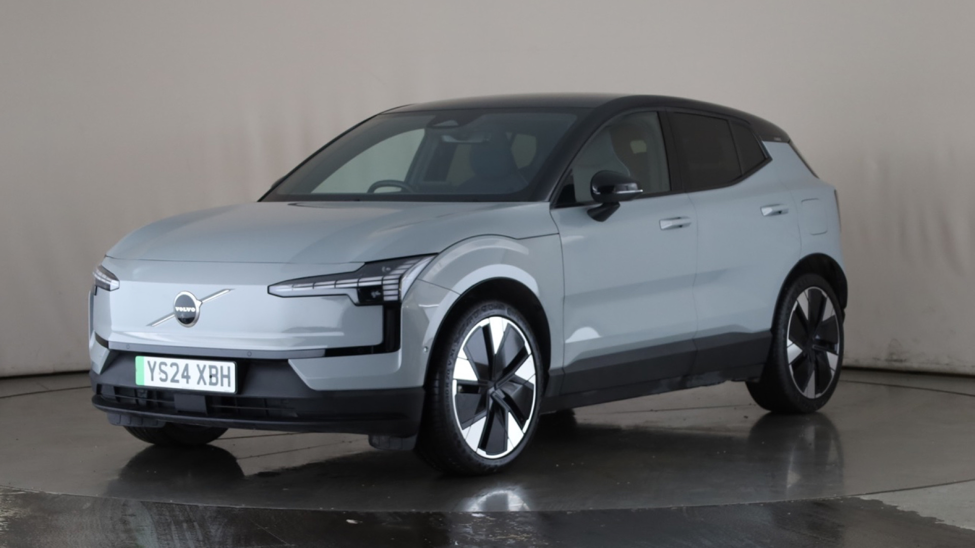 315kW Twin Motor Performance Ultra 69kWh 5dr Auto