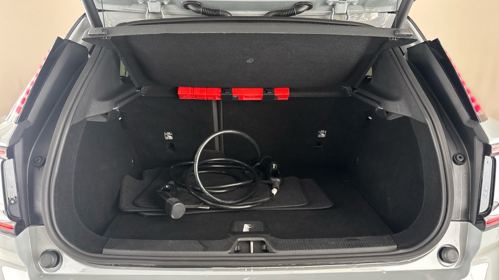 VOLVO EX30 Image 15