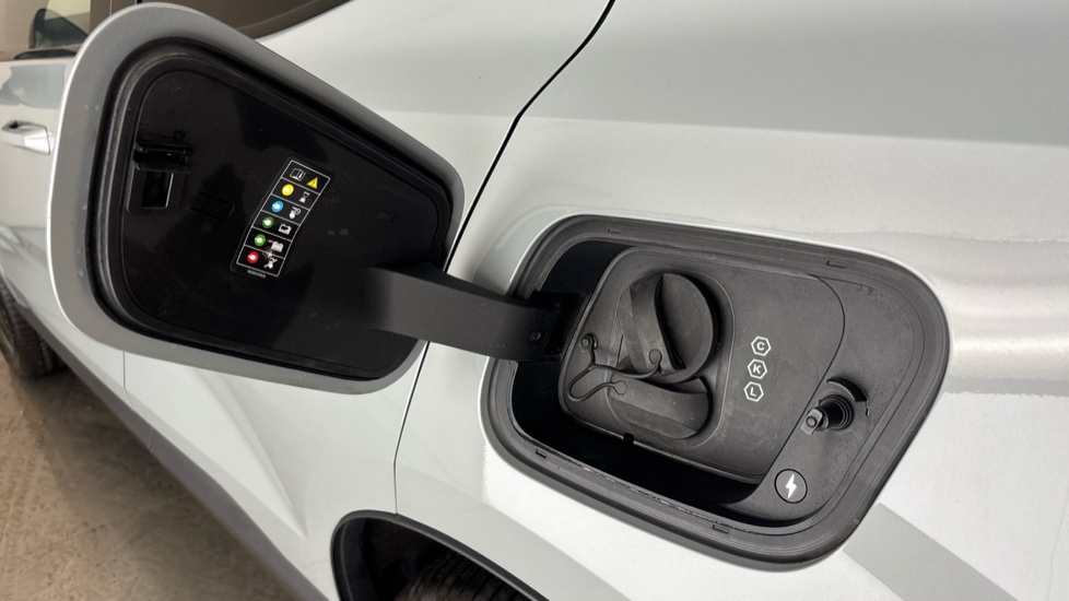 VOLVO EX30 Image 21