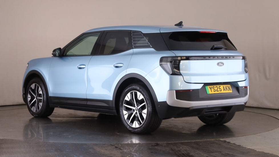 FORD EXPLORER Image 3