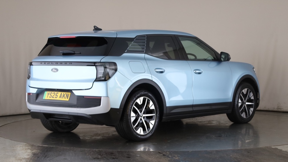 FORD EXPLORER Image 5