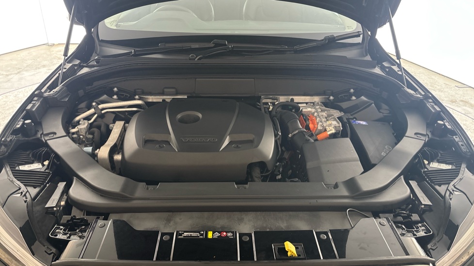 VOLVO XC60 Image 16