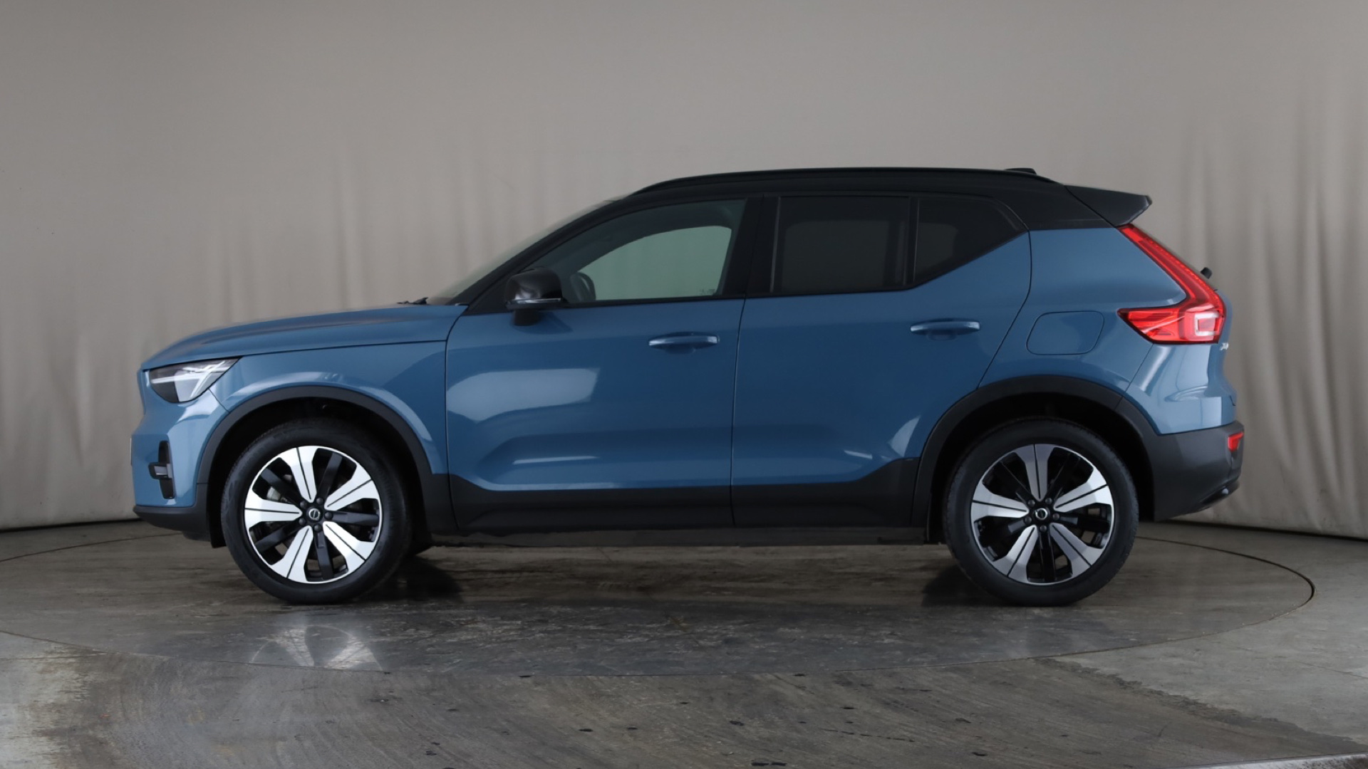 170kW Recharge Plus 69kWh 5dr Auto [2023]