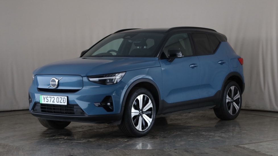 Used VOLVO XC40