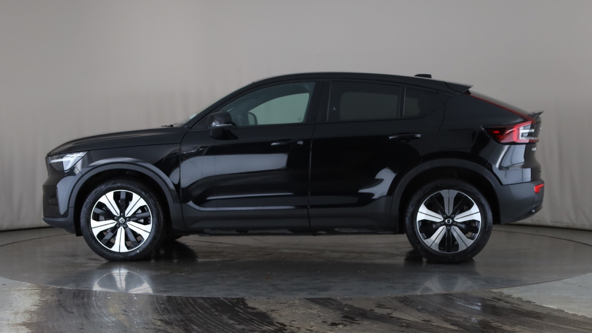 170kW Recharge Core 69kWh 5dr Auto