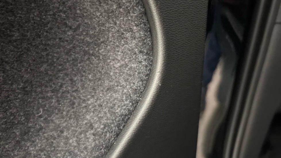 VOLVO C40 chips