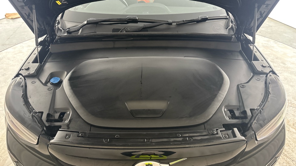 VOLVO C40 Image 16