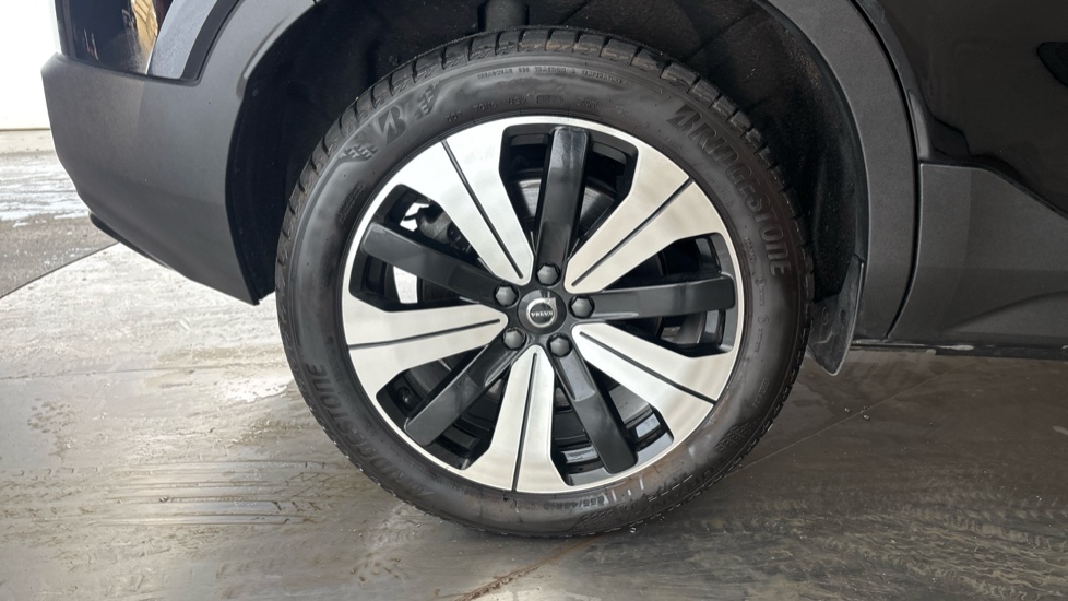 VOLVO C40 Image 19