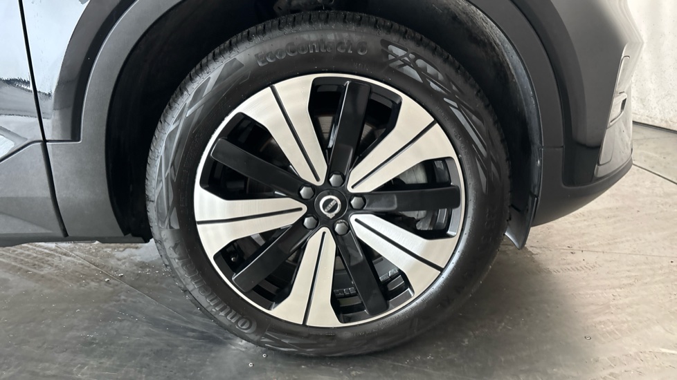 VOLVO C40 Image 20