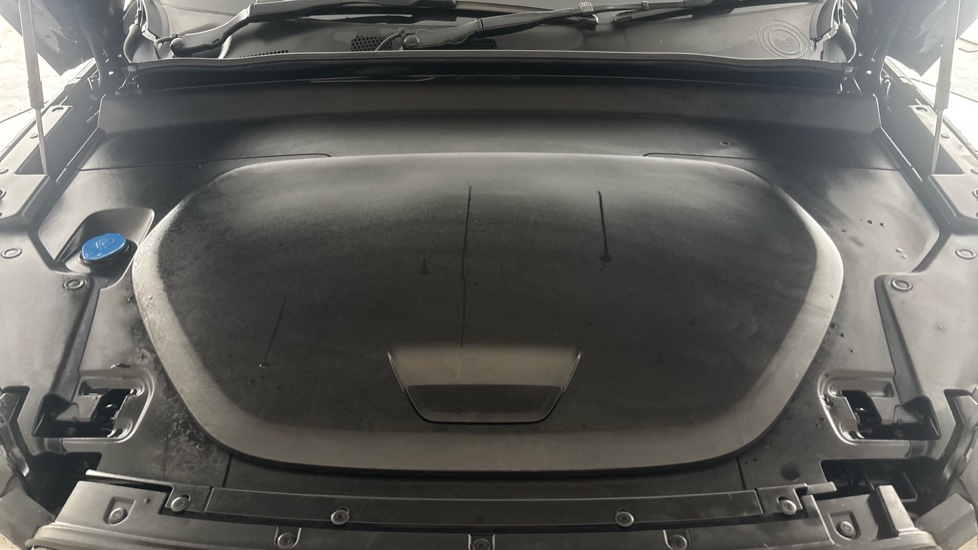 VOLVO C40 Image 16
