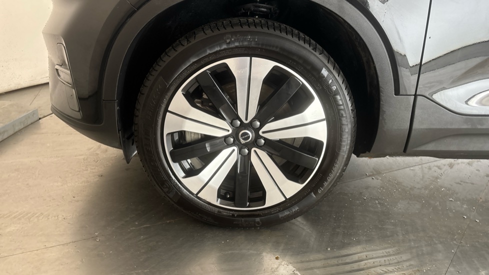 VOLVO C40 Image 17