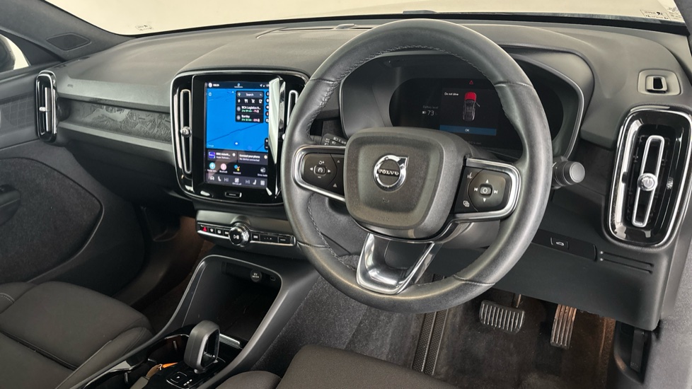 VOLVO C40 Image 9