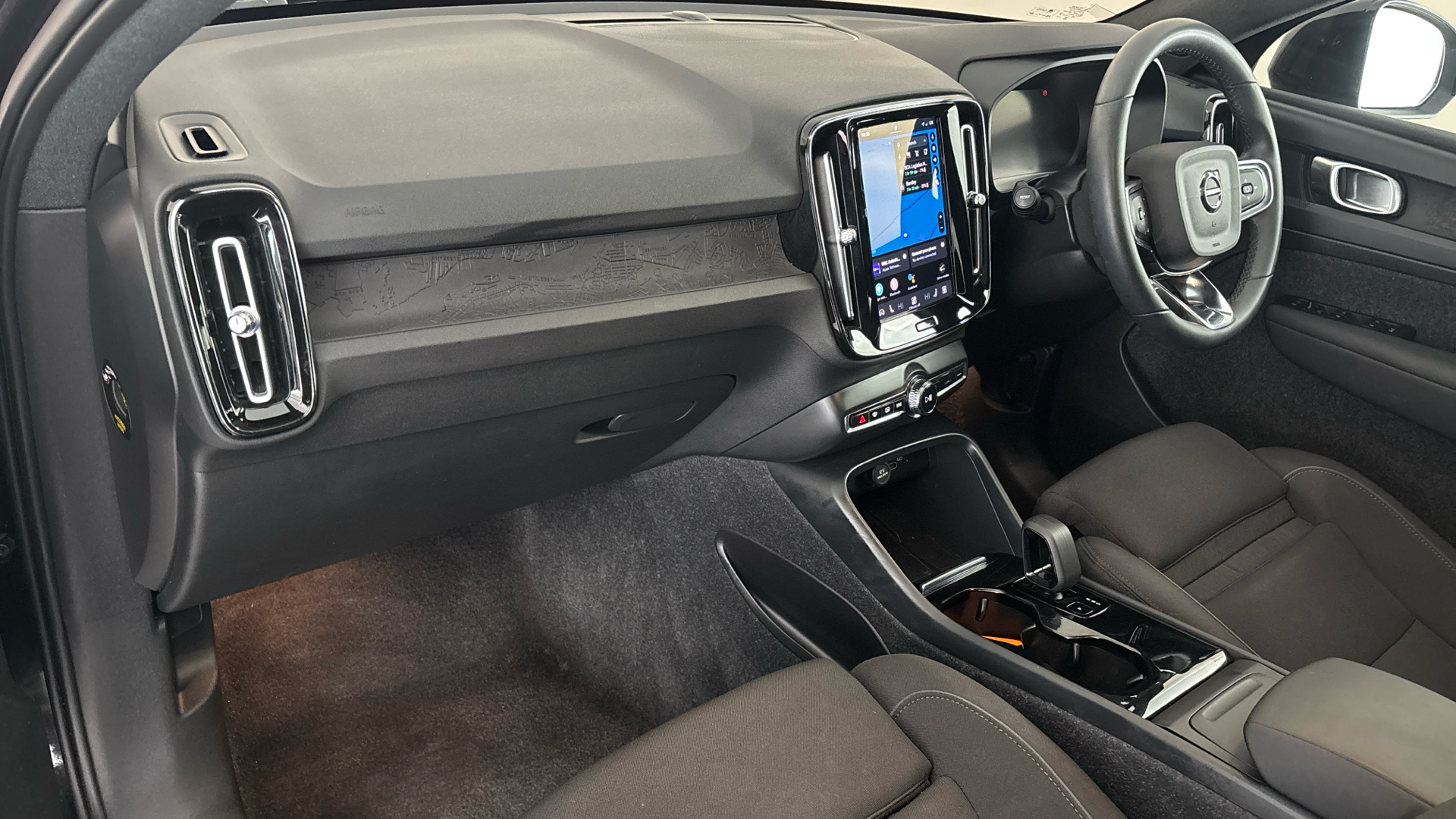 Volvo C40 170kW Recharge Core 69kWh 5dr Auto